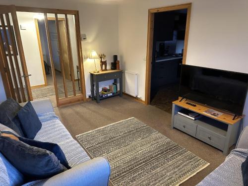 Cellardyke Apartment | Apartment - Sleeps 4 Pet friendly & Free parking