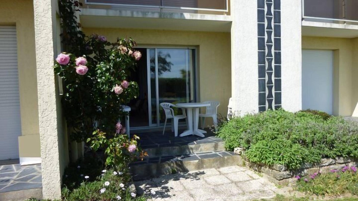 Damgan Apartment | Apartment sleeps 6
