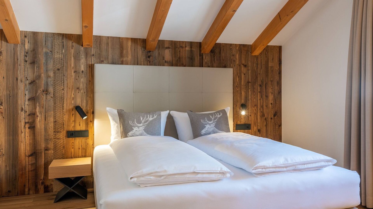 Fie allo Sciliar Apartment | Apartment 'Sonne' with Mountain View, Private Garden and Wi-Fi