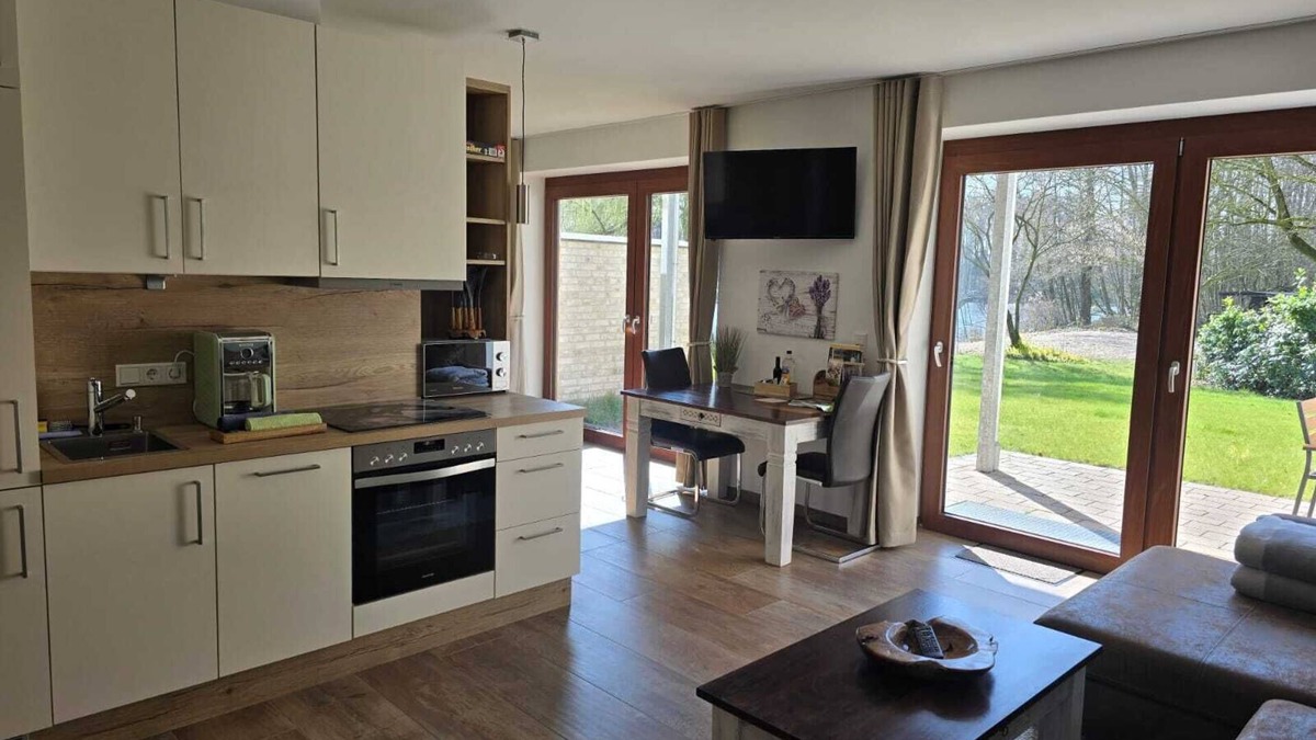 Metelen Apartment | Apartment "Sonnenschein" directly on the lake