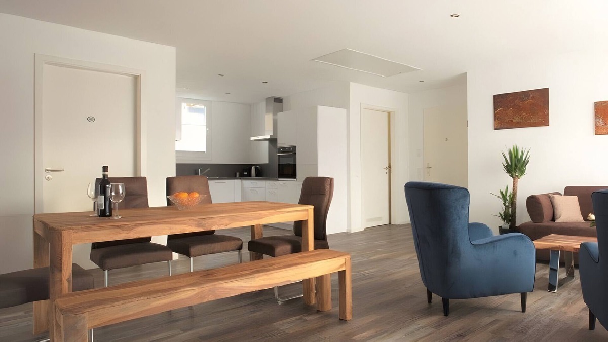 Breitnau Apartment | Apartment 'Sonnentau' with Mountain View, Balcony and Wi-Fi