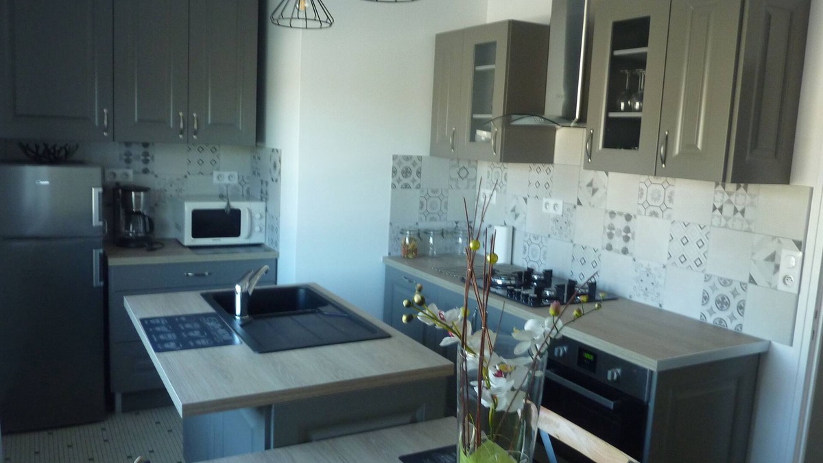 Angouleme Apartment | Apartment ST CYBARD