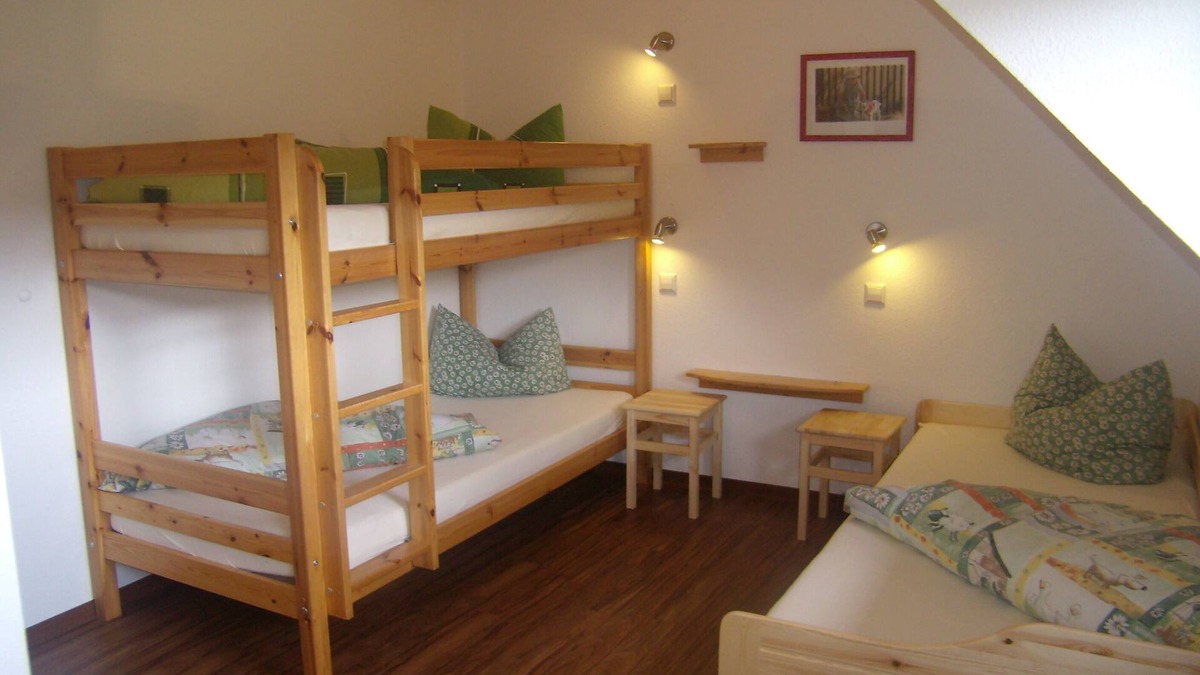 Sankt Peter Apartment | Apartment 'St Märgen, 55qm' with Shared Garden, Balcony and Wi-Fi