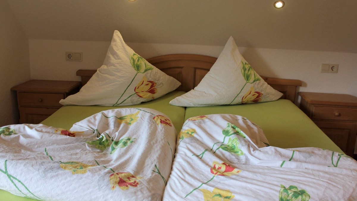 Sankt Peter Apartment | Apartment 'St Peter, 55qm' with Shared Garden, Balcony and Wi-Fi