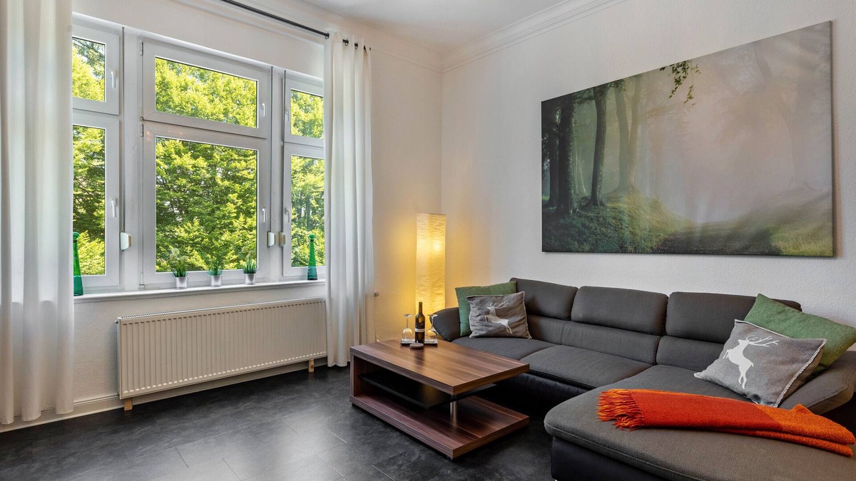 Neheim Apartment | Apartment 'Stadtvilla' with Wi-Fi