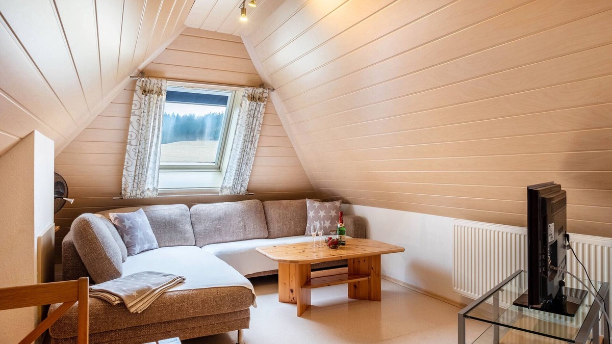 Waldau Apartment | Apartment 'Sternenhimmel, 35qm' with Shared Garden and Wi-Fi
