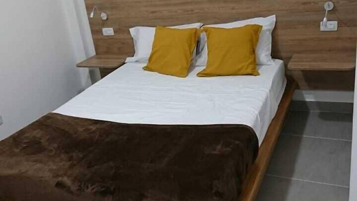 Marinilla Apartment | Apartment Suite 30-28 Mustard