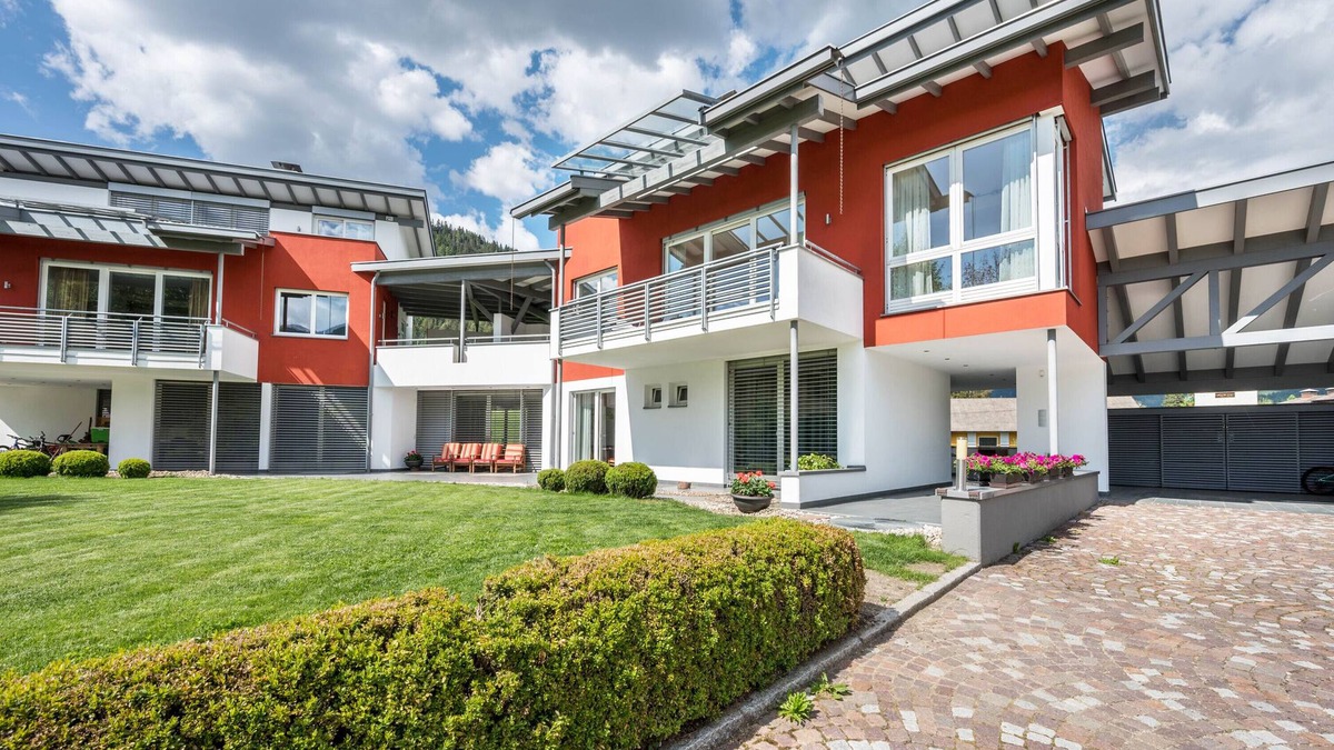 Casola Apartment | Apartment 'Suite Marianne' with Mountain View, Private Terrace and Wi-Fi