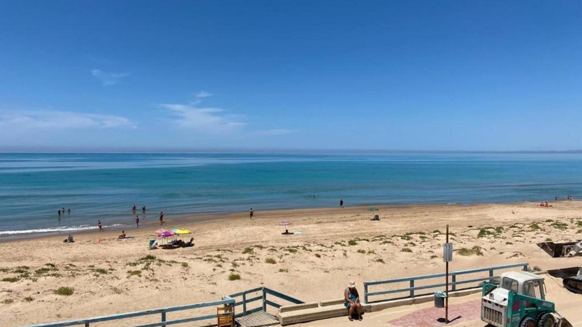 Scoglitti Apartment | Apartment "Sul Mare Scoglitti 1" with Sea View, Terrace & Wi-Fi