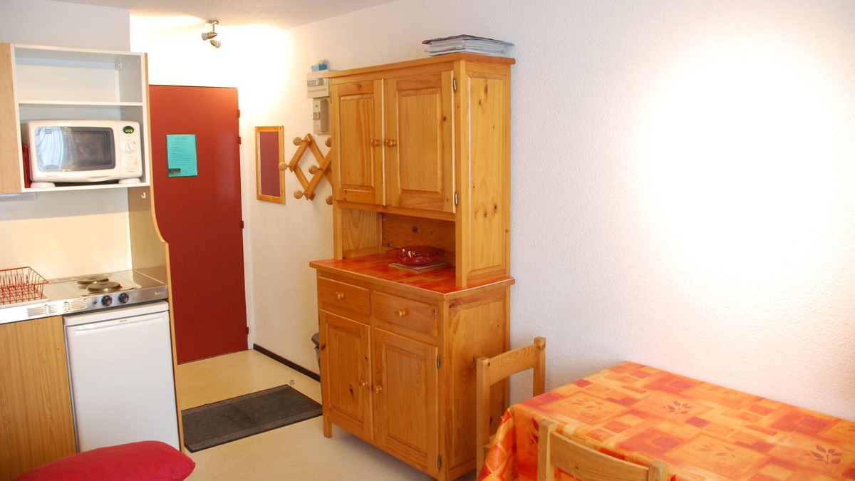 Eclose-Est Apartment | Apartment T2 RDC - 25M2 4 people - Val d'Huez - Car park -