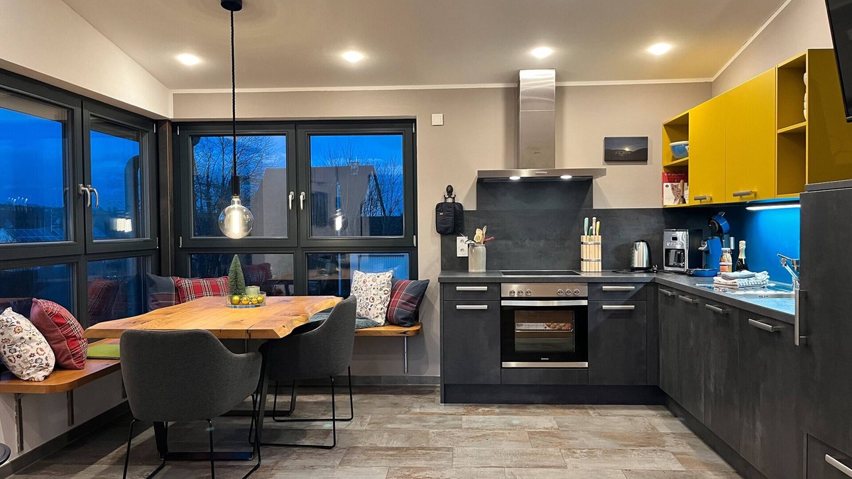 Inzigkofen Apartment | Apartment 'Talblick' with Private Terrace, Shared Garden and Wi-Fi