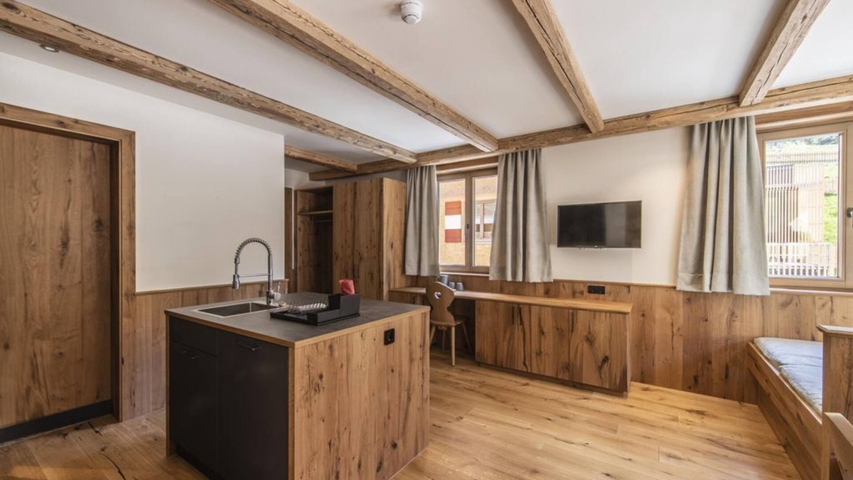 Schroecken Apartment | Apartment Tannberg - Berghaus Schröcken - 4* Basecamp