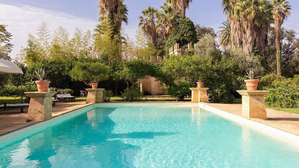Mockarta Apartment | Apartment 'Tenuta Donna Vittoria - Geranio' with Mountain View, Pool & Wi-Fi