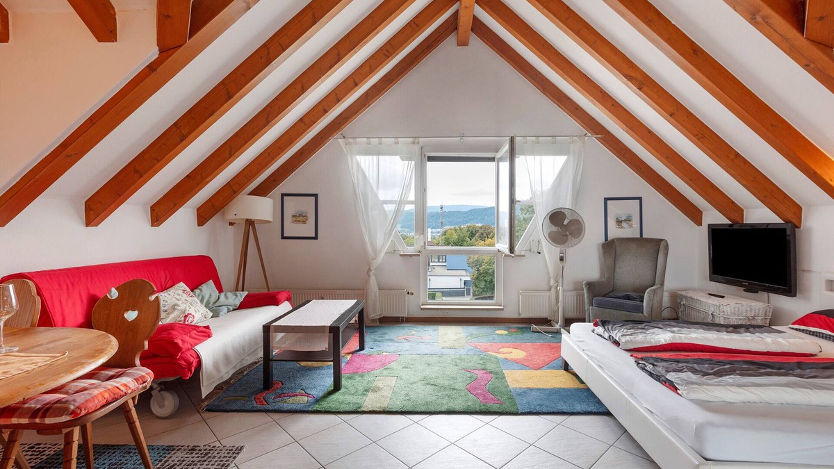 Bad Saeckingen Apartment | Apartment 'Tetto Piccolo' with Shared Garden and Wi-Fi