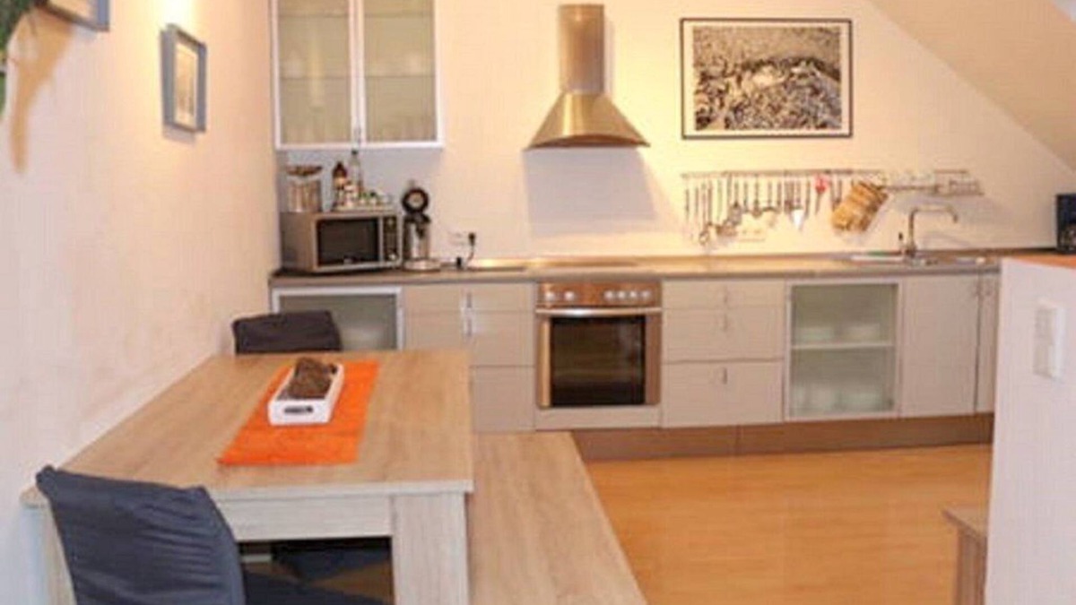 Katernberg Apartment | Apartment TIMA - right at the World Heritage Site Zollverein!