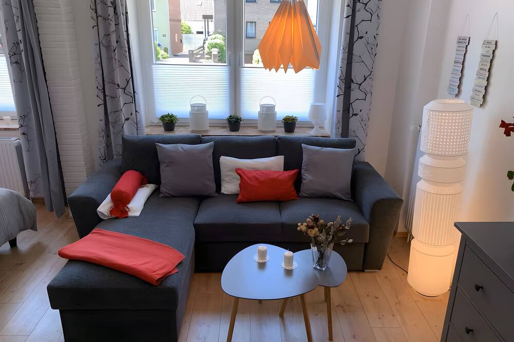 Huxtertor/Muhlentor/Gartnergasse Apartment | Apartment 'Tiny One' with Balcony and Wi-Fi