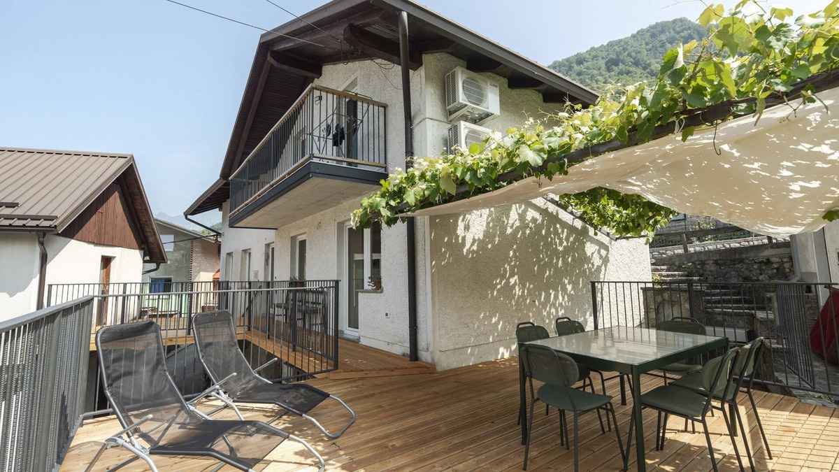 Kamno Apartment | Apartment Toni with 2 Bedrooms & Terrace & Free Parking