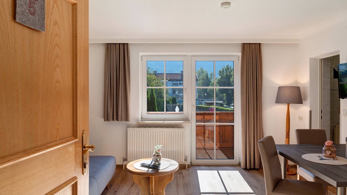 Oetz Apartment | Apartment 'Top 5' with Mountain View, Balcony and Wi-Fi