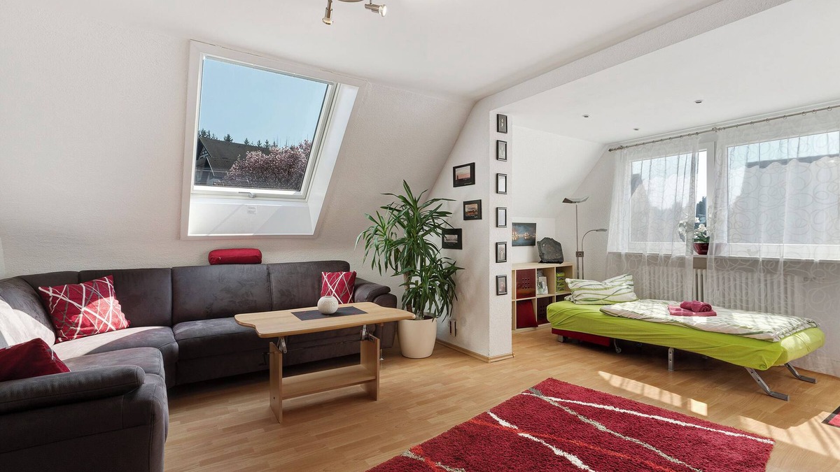 Ringsheim Apartment | Apartment 'Trauerweide' with Balcony and Wi-Fi