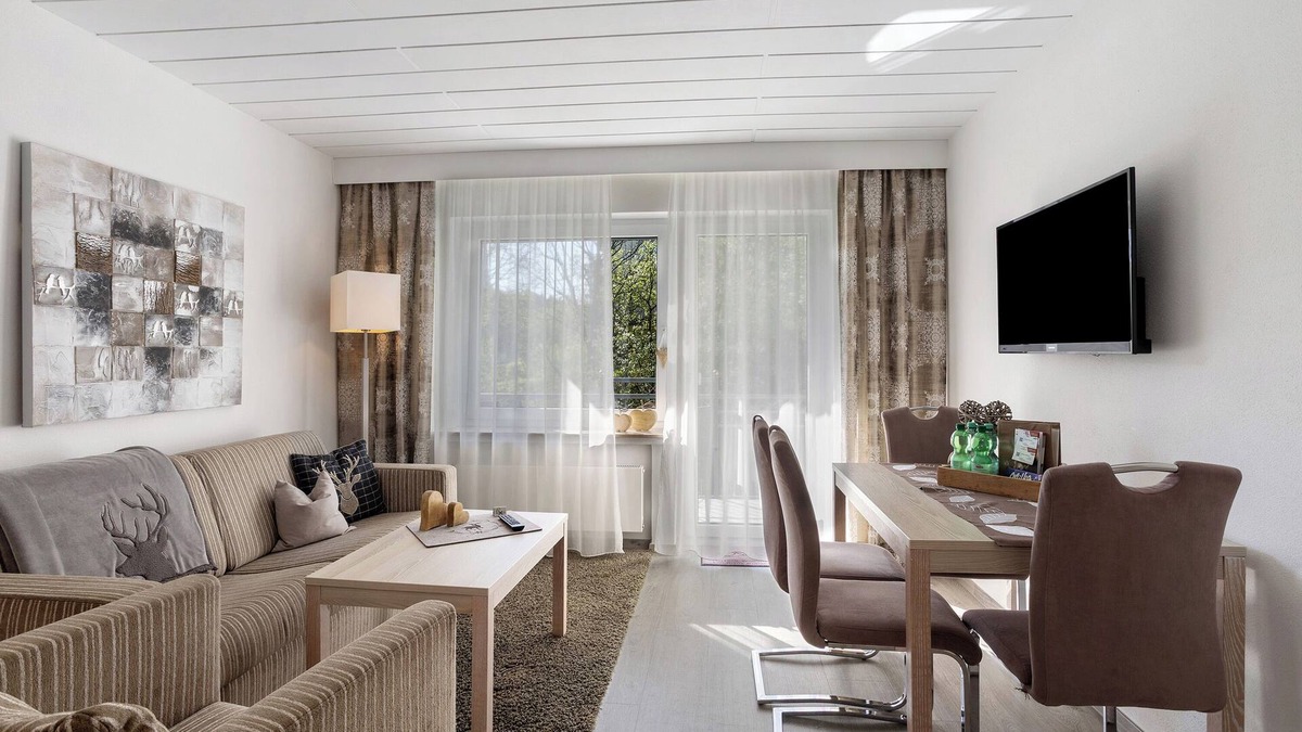 Ortsmitte Apartment | Apartment 'Typ 1' with Shared Garden, Balcony and Wi-Fi