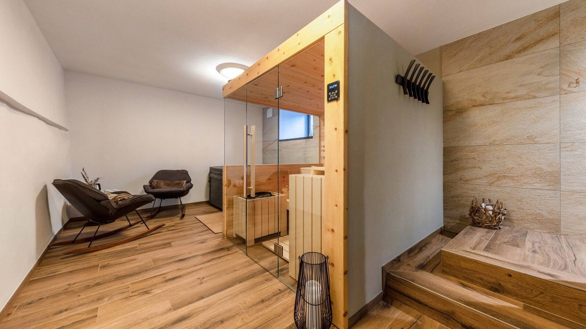 Nova Ponente Apartment | Apartment "UB31 One" with Mountain View, Sauna & Wi-Fi