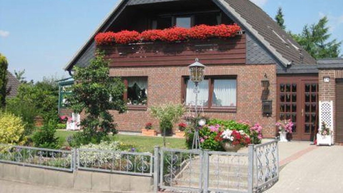 Gaarden-Sud - Kronsburg Apartment | Apartment Uslar - apartment / apartment, shower, toilet, 2 bedrooms