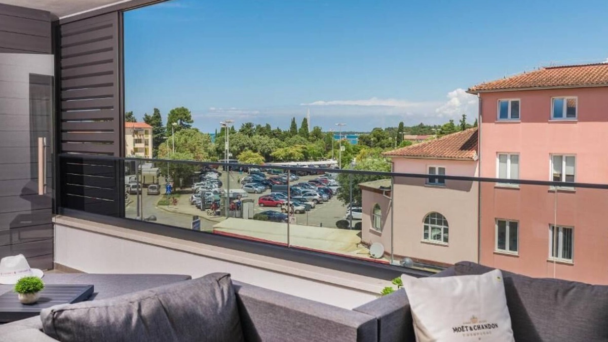 City Center Apartment | Apartment Val di Sole II