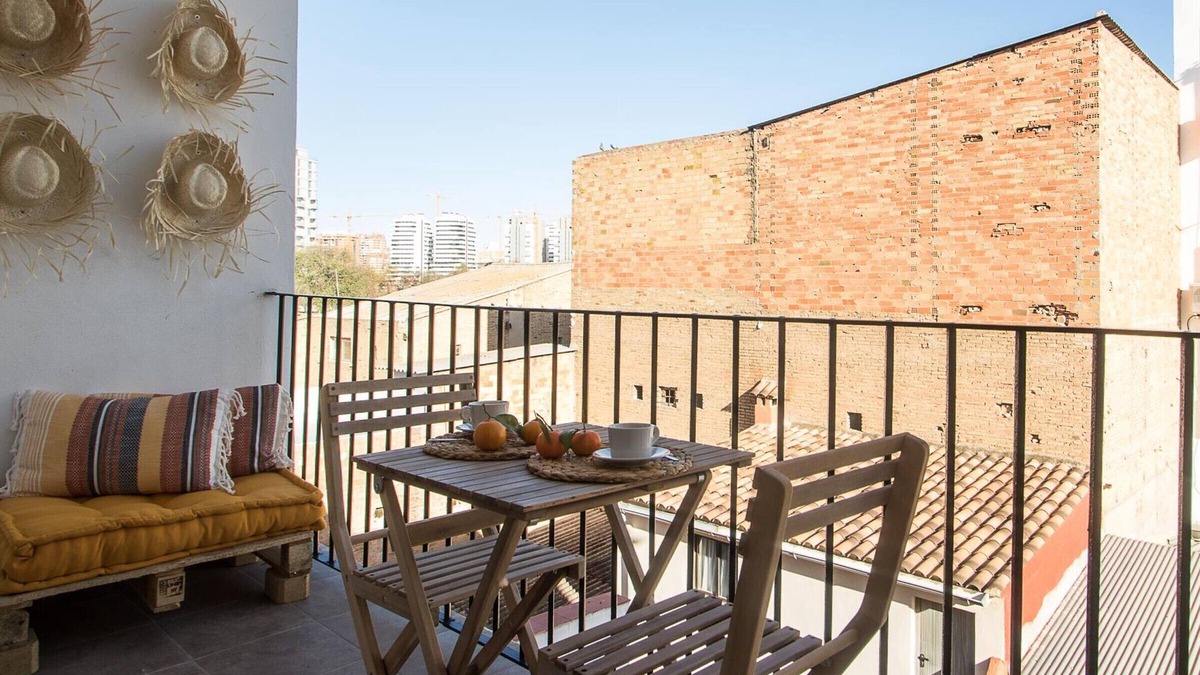 Quatre Carreres Apartment | Apartment Valence, 3 bedrooms, 8 persons