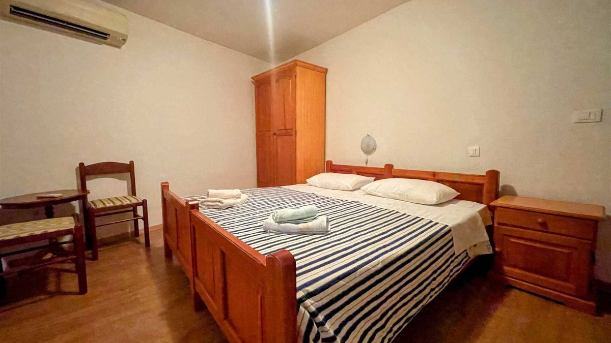Lovrecica Apartment | Apartment Valentina close to the beach