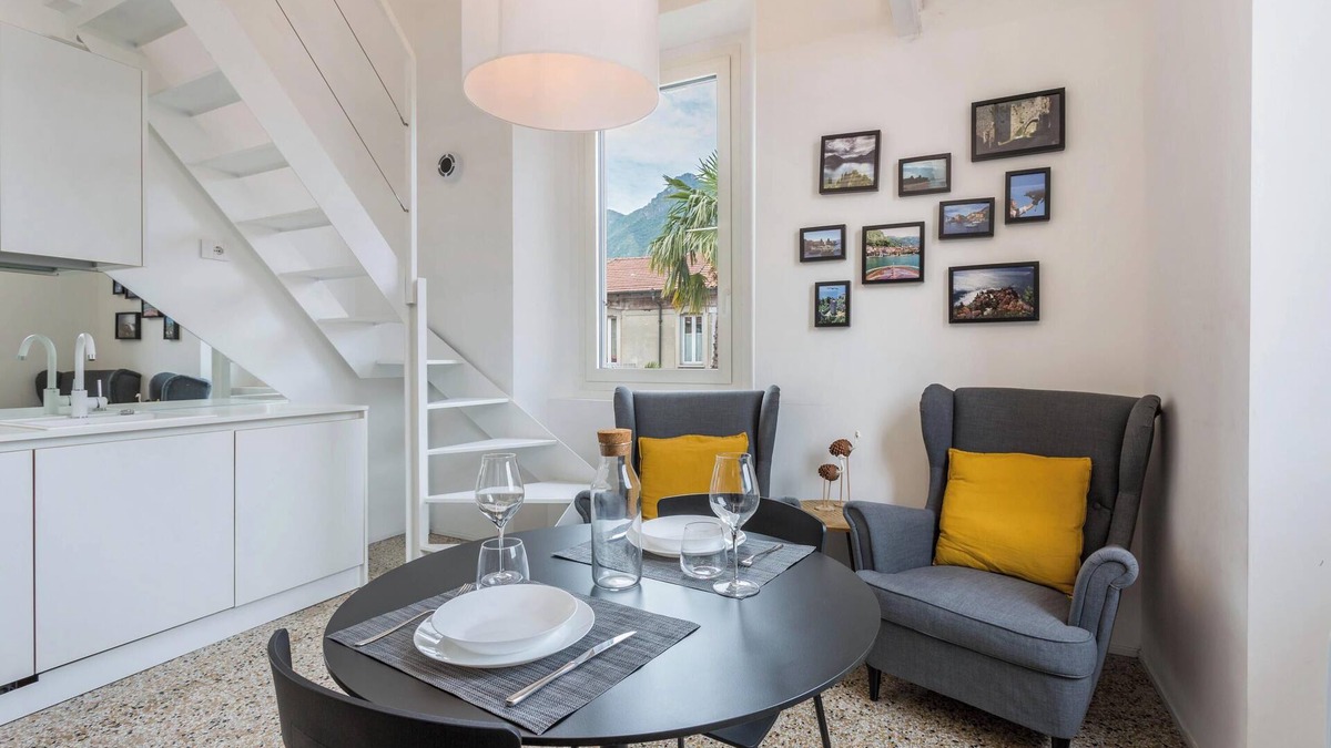 Lecco Apartment | Apartment "Varenna amorevole dimora in Lecco" with Air Conditioning