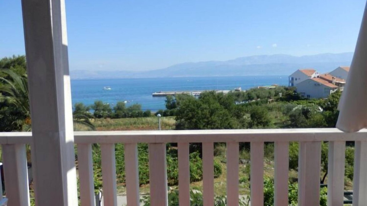 Mirce Apartment | Apartment Vesna & Ivica - Two Bedroom Apartment with Terrace and Sea View (Vesna)
