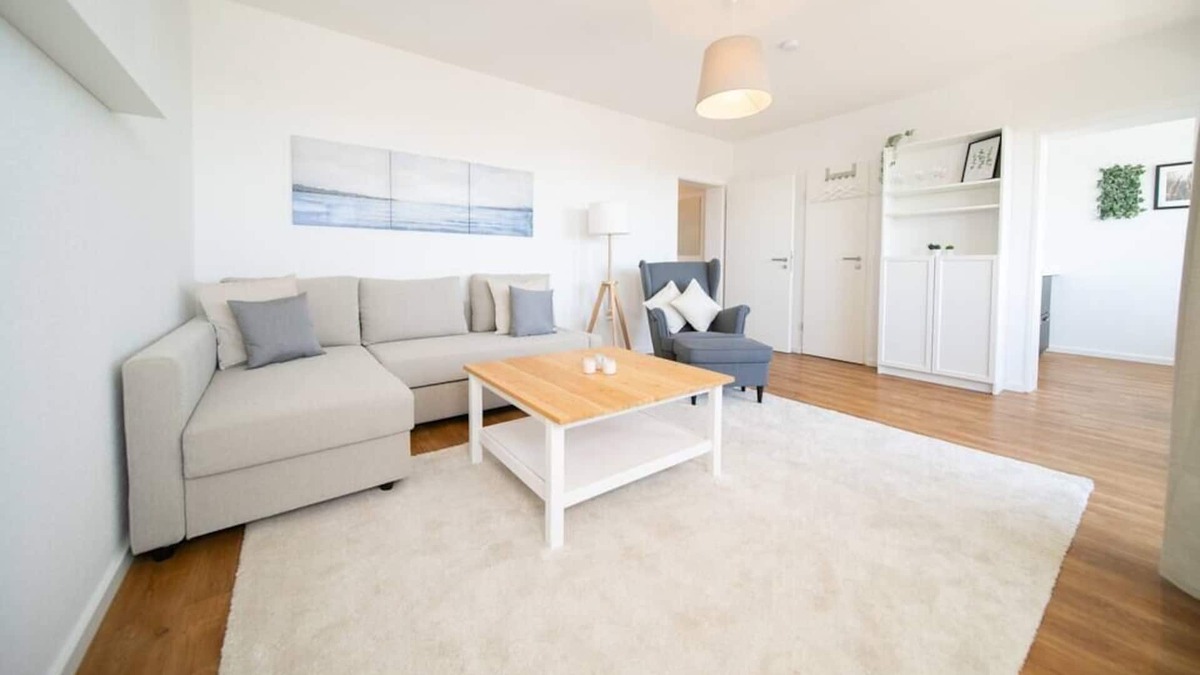 Stadionviertel Condo | ☆ Apartment View | Central | balcony | Industrial fair