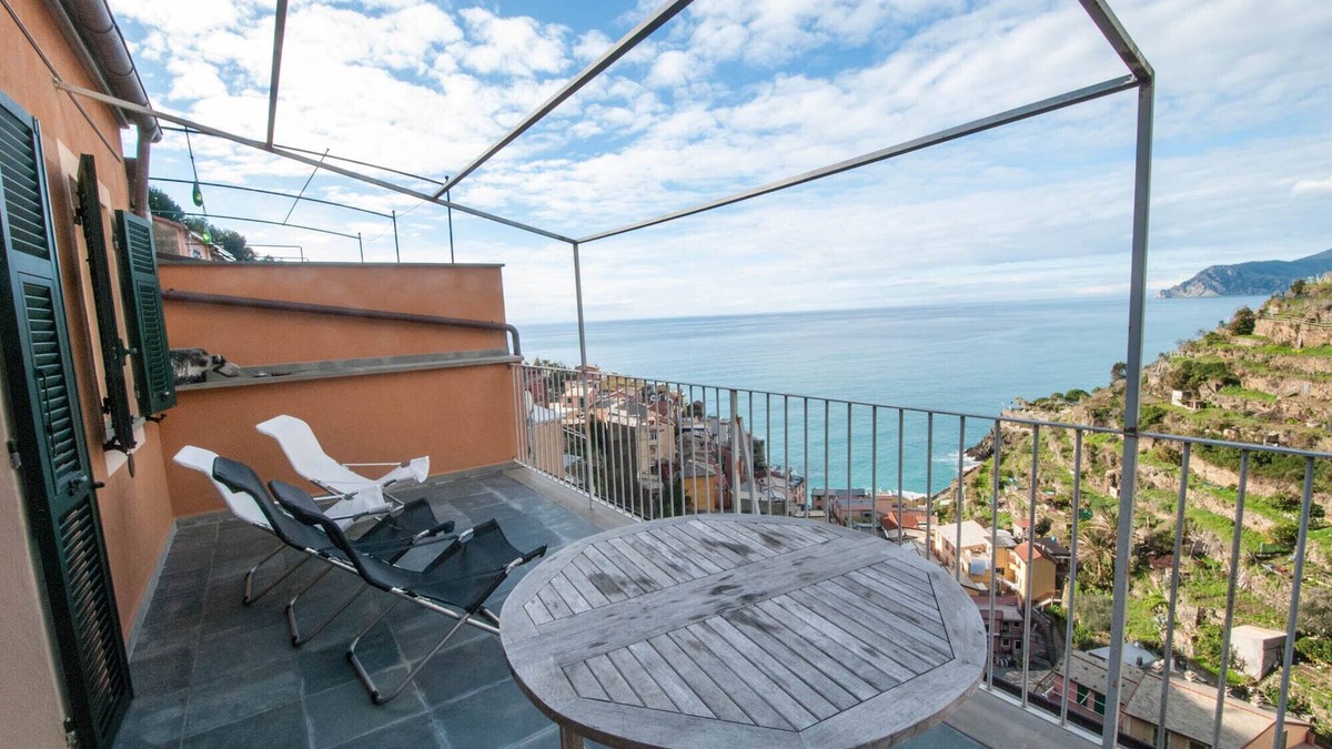 Manarola Apartment | Apartment Vignau by Arbaspàa - Luxury sea view apartment in Manarola