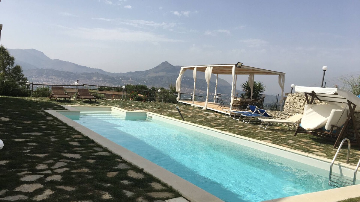 Misilmeri Villa | Apartment Villa Anny