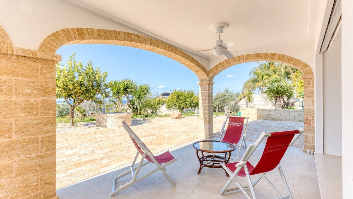 Fontanelle Apartment | Apartment 'Villa Bianca Appartment 2' with Sea View, Wi-Fi and Air Conditioning