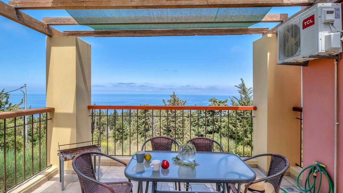 Drimonas Apartment | Apartment 'Villa Calypso' with Sea View, Wi-Fi and Air Conditioning