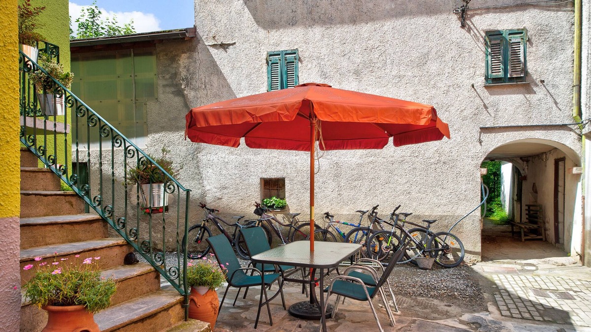 Villanoce Apartment | Apartment 'Villa Dansio' with Mountain View, Shared Terrace and Wi-Fi