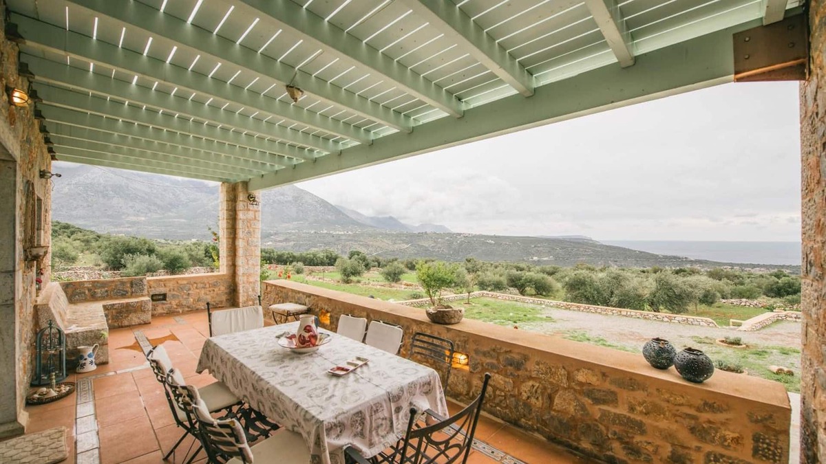 Omales Villa | Apartment 'Villa Dimitra - Mani' with Sea View, Wi-Fi and Air Conditioning