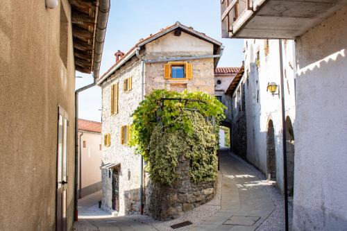 Ajdovscina Apartment | Apartment VILLA IRENA Great For a Family Holiday With Free Parking And EV Station