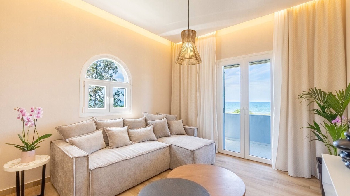 Almiros Beach Apartment | Apartment 'Villa Maria 3' with Sea View, Wi-Fi and Air Conditioning