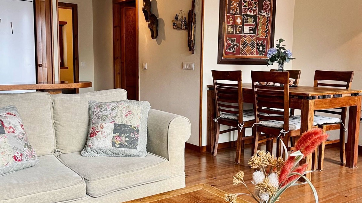 Taull Apartment | Apartment Vistas Sant Climent Taüll with Terrace, Balcony & Wi-Fi