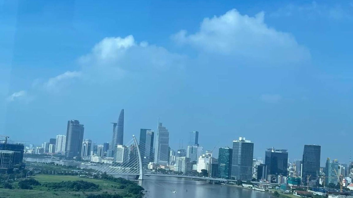 Hang Xanh Apartment | Apartment 3BR sunwah pearl , family , river view of the city