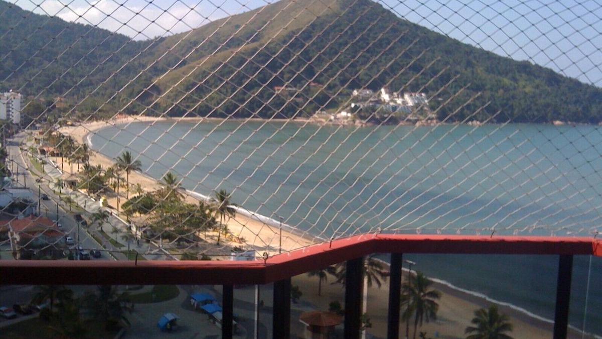 Martim de Sa Apartment | Apartment w/balcony facing the sea