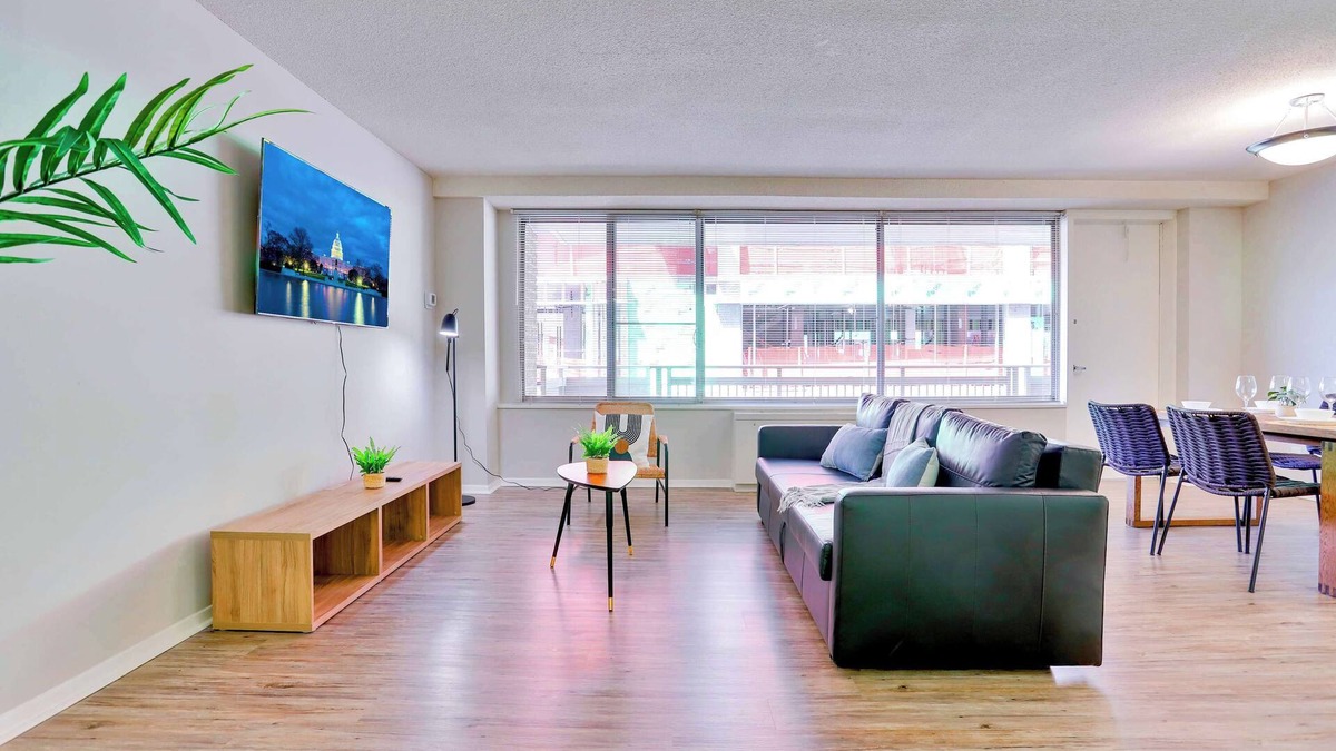 Crystal City Apartment | Apartment W Gym – Minutes from D.C.