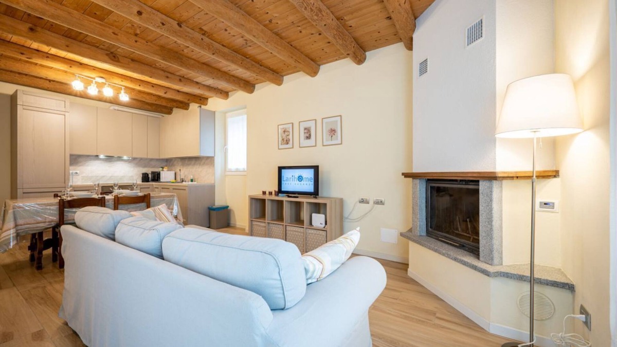 Consiglio di Rumo Apartment | Apartment with garden and parking spot, 400 meters from the lake - Larihome A21