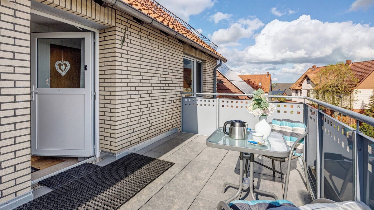 Bad Pyrmont Apartment | Apartment 'Weserberglandblumen' with Mountain View, Private Garden and Wi-Fi