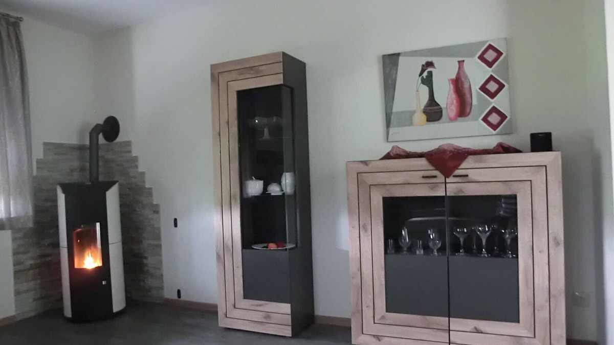 Brilon Apartment | Apartment 'Wiesenblick' with Balcony and Wi-Fi