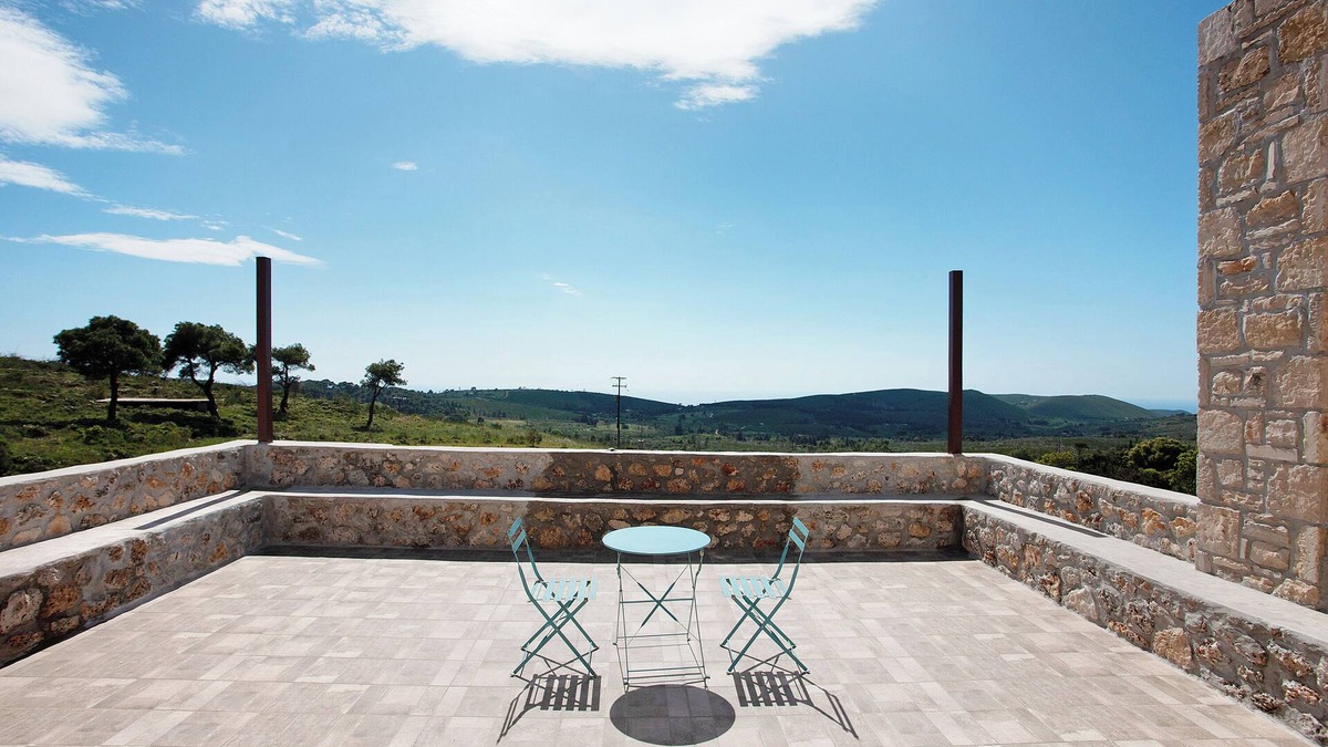 Maries House | Apartment 'Wild Fig Retreat Thalassa and Loft' with Shared Pool, Wi-Fi and Air Conditioning