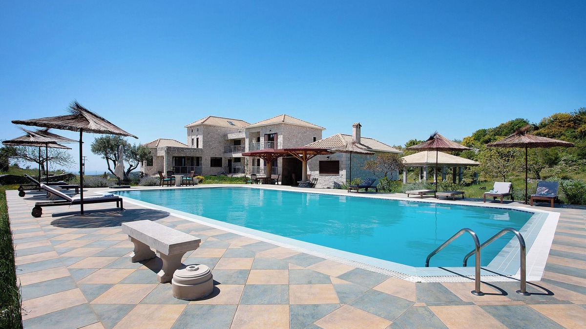 Maries House | Apartment 'Wild Fig Retreat Alati' with Shared Pool, Wi-Fi and Air Conditioning