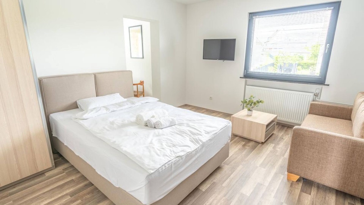 Willroth Apartment | Apartment with 1 bedroom (NR.9) - Colakation GmbH